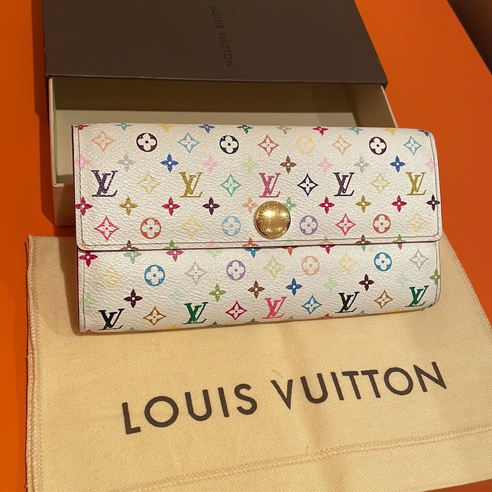 💯Authentic!! Louis vuitton multicolor Sarah wallet